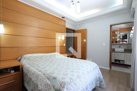 Suíte de casa à venda com 3 quartos, 266m² em Vila Primavera, São Paulo