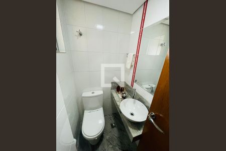 Lavabo de apartamento à venda com 4 quartos, 126m² em União, Belo Horizonte