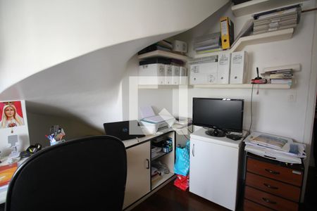 Quarto 1 de apartamento à venda com 5 quartos, 221m² em Vila Mariana, São Paulo