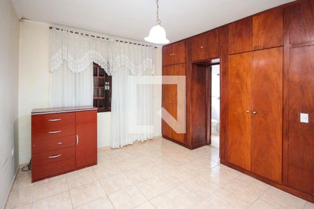 Suite de casa para alugar com 3 quartos, 294m² em Vila Santa Clara, São Paulo