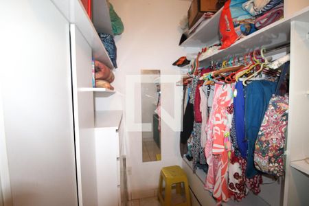 Closet quarto1 de casa à venda com 2 quartos, 60m² em Vila da Penha, Rio de Janeiro