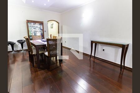 Sala de casa à venda com 3 quartos, 240m² em Pari, São Paulo