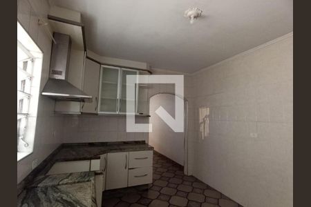 Casa à venda com 2 quartos, 130m² em Vila Carrao, São Paulo