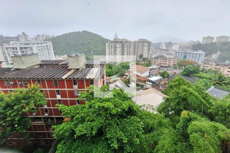 Vista da Sala de apartamento à venda com 3 quartos, 75m² em Fátima, Niterói