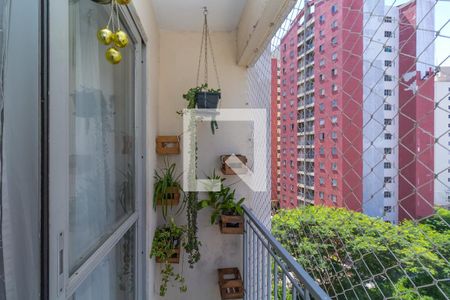 Sacada de apartamento para alugar com 3 quartos, 64m² em Vila Ivone, São Paulo