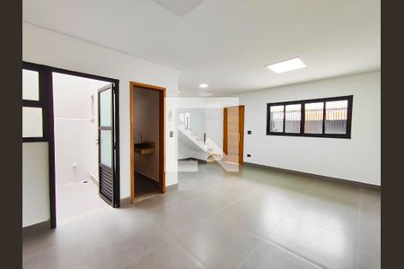 Sala e Cozinha de casa à venda com 2 quartos, 138m² em Parque Oratorio, Santo André