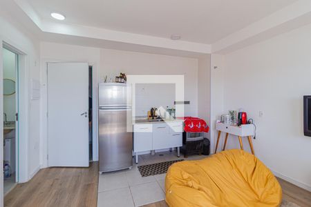 Sala e cozinha de apartamento para alugar com 1 quarto, 37m² em Presidente Altino, Osasco