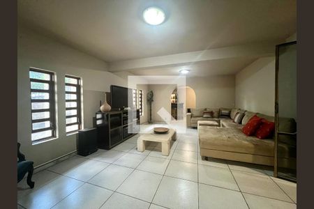Sala 2 de casa à venda com 5 quartos, 486m² em Santa Lúcia, Belo Horizonte