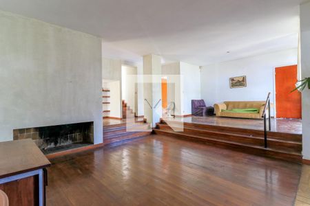 Sala de casa à venda com 3 quartos, 310m² em Brooklin, São Paulo
