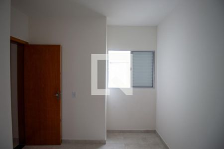 Quarto 2 de apartamento para alugar com 2 quartos, 38m² em Jardim Itapemirim, São Paulo