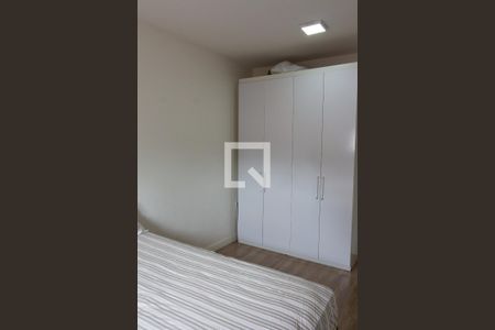 Quarto 2 de apartamento para alugar com 2 quartos, 58m² em Vila Polopoli, São Paulo