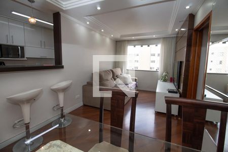 Sala de apartamento à venda com 2 quartos, 55m² em Vila Ivone, São Paulo