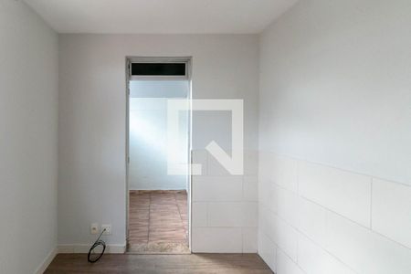 Quarto 2 de apartamento para alugar com 2 quartos, 80m² em Dom Cabral, Belo Horizonte