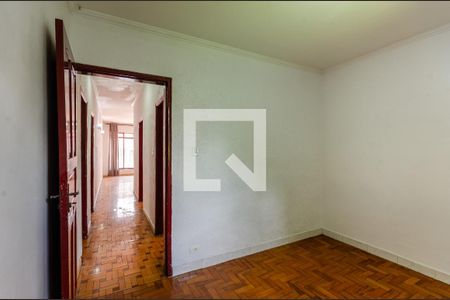 Casa à venda com 300m², 3 quartos e 2 vagas Casa à venda com 300m², 3 quartos e 2 vagasQuarto 3