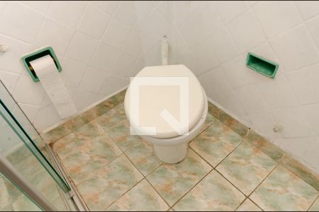 Casa à venda com 300m², 3 quartos e 2 vagas Casa à venda com 300m², 3 quartos e 2 vagasBanheiro