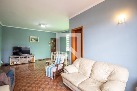 Sala de Estar de casa à venda com 4 quartos, 250m² em Vila Campesina, Osasco
