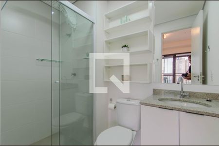 Banheiro de kitnet/studio para alugar com 1 quarto, 28m² em Ipiranga, São Paulo