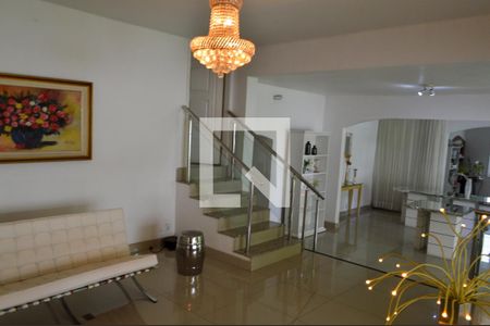 Sala 1 de casa à venda com 5 quartos, 650m² em Taquara, Rio de Janeiro