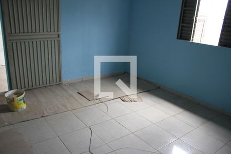 Sala de casa para alugar com 3 quartos, 200m² em Setor Faicalville, Goiânia