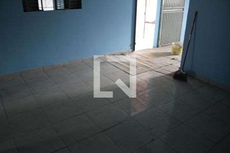 Quarto 1 de casa para alugar com 3 quartos, 200m² em Setor Faicalville, Goiânia