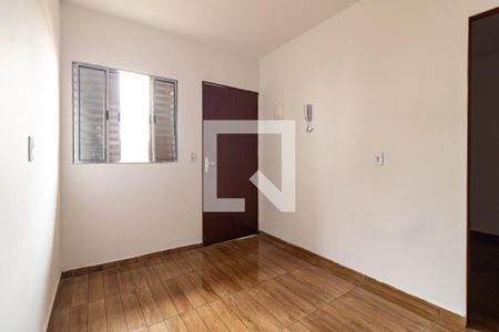 Sala de casa para alugar com 2 quartos, 35m² em Sacomã, São Paulo