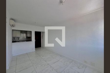 Sala de apartamento à venda com 2 quartos, 74m² em Campo Belo, São Paulo