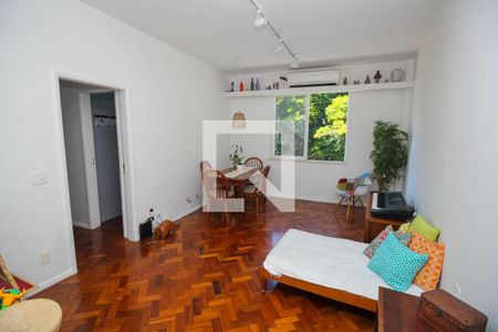 Sala de apartamento para alugar com 4 quartos, 182m² em Laranjeiras, Rio de Janeiro