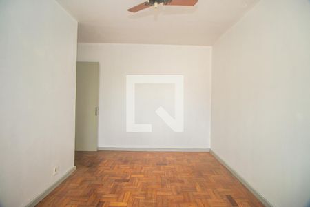 Quarto de apartamento à venda com 1 quarto, 45m² em Rubem Berta, Porto Alegre