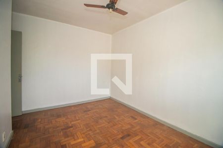 Quarto de apartamento à venda com 1 quarto, 45m² em Rubem Berta, Porto Alegre