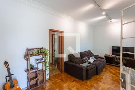 Sala de casa à venda com 3 quartos, 225m² em Santo Antônio, Belo Horizonte