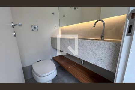 Lavabo de casa à venda com 2 quartos, 140m² em Pinheiros, São Paulo