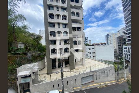 Vista do Quarto 1 de apartamento para alugar com 3 quartos, 116m² em Jardim Apipema, Salvador