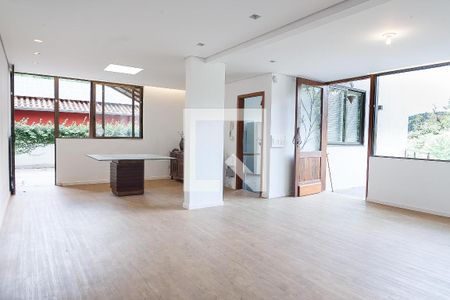 Casa de condomínio à venda com 350m², 3 quartos e 6 vagassala