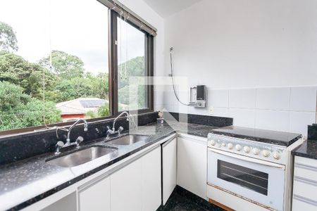 Casa de condomínio à venda com 350m², 3 quartos e 6 vagas Casa de condomínio à venda com 350m², 3 quartos e 6 vagasCozinha