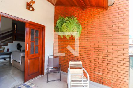 Casa à venda com 288m², 3 quartos e 4 vagas Casa à venda com 288m², 3 quartos e 4 vagasSacada