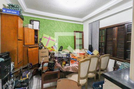 Casa à venda com 288m², 3 quartos e 4 vagas Casa à venda com 288m², 3 quartos e 4 vagasEdícula