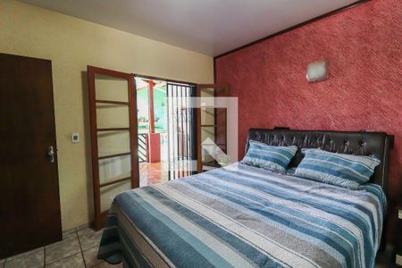 Casa à venda com 288m², 3 quartos e 4 vagas Casa à venda com 288m², 3 quartos e 4 vagasSuíte