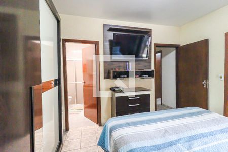 Casa à venda com 288m², 3 quartos e 4 vagas Casa à venda com 288m², 3 quartos e 4 vagasSuíte