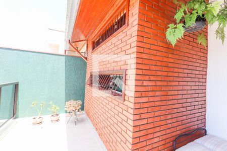 Casa à venda com 288m², 3 quartos e 4 vagas Casa à venda com 288m², 3 quartos e 4 vagasSacada