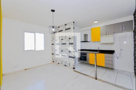 Sala de apartamento à venda com 2 quartos, 48m² em Vila Silveira, Guarulhos