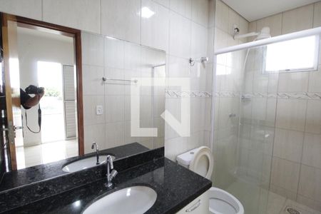 Banheiro Suíte de apartamento para alugar com 3 quartos, 200m² em Laranjeiras, Uberlândia