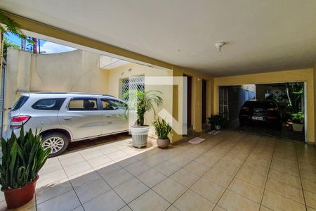 entrada garagem de casa à venda com 7 quartos, 263m² em Ipiranga, São Paulo