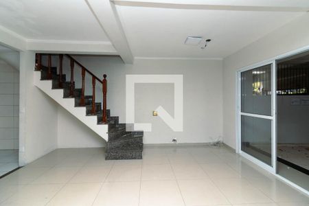 Sala de casa à venda com 3 quartos, 200m² em Jardim Brasilia, São Paulo