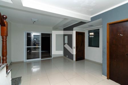 Sala de casa à venda com 3 quartos, 200m² em Jardim Brasilia, São Paulo