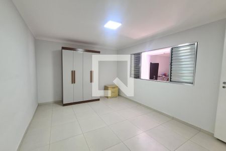 Suíte 1 de casa à venda com 4 quartos, 200m² em Vila Antonieta, São Paulo