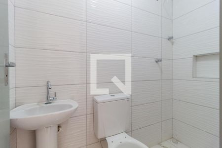 Banheiro de kitnet/studio para alugar com 1 quarto, 12m² em Belenzinho, São Paulo