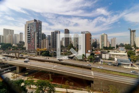 Sala - Vista de apartamento para alugar com 2 quartos, 84m² em Vila Cordeiro, São Paulo