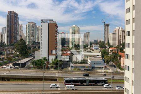 Sala - Vista de apartamento para alugar com 2 quartos, 84m² em Vila Cordeiro, São Paulo