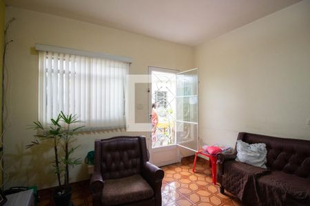 Sala de casa à venda com 2 quartos, 141m² em Jardim Lajeado, São Paulo