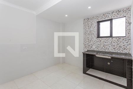 Cozinha de apartamento para alugar com 1 quarto, 40m² em Vila Marte, São Paulo